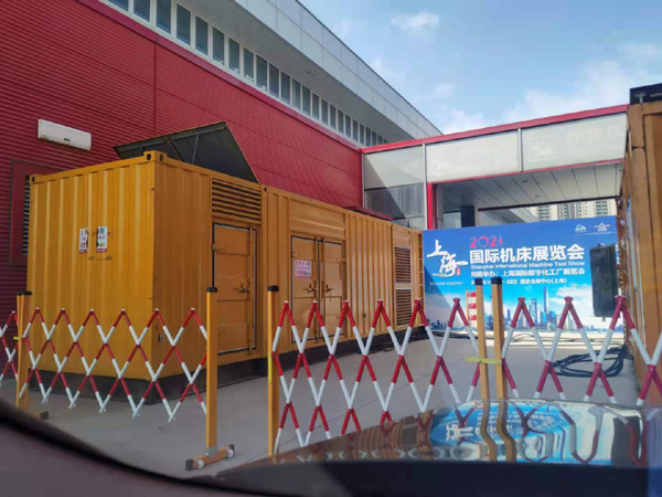 科尔沁左翼中发电车出租-发电机无电压或电压太低怎么办?